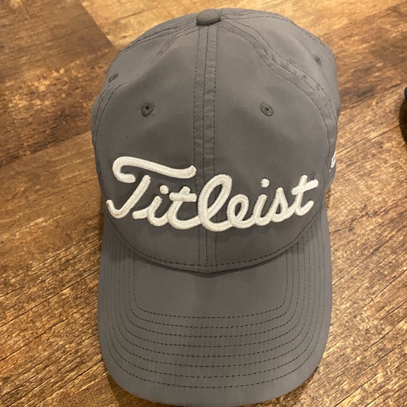 TITLEIST HAT